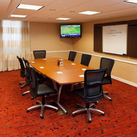 Residence Inn By Marriott Wichita East At Plazzio Екстер'єр фото