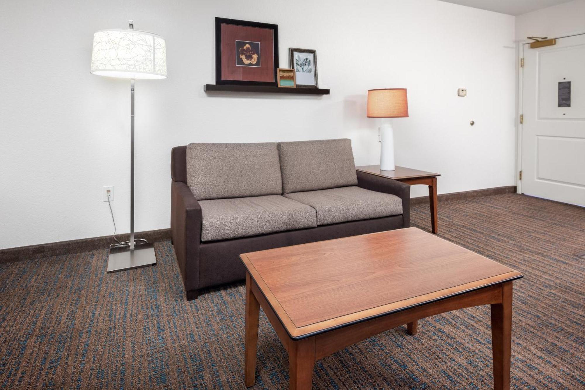 Residence Inn By Marriott Wichita East At Plazzio Екстер'єр фото