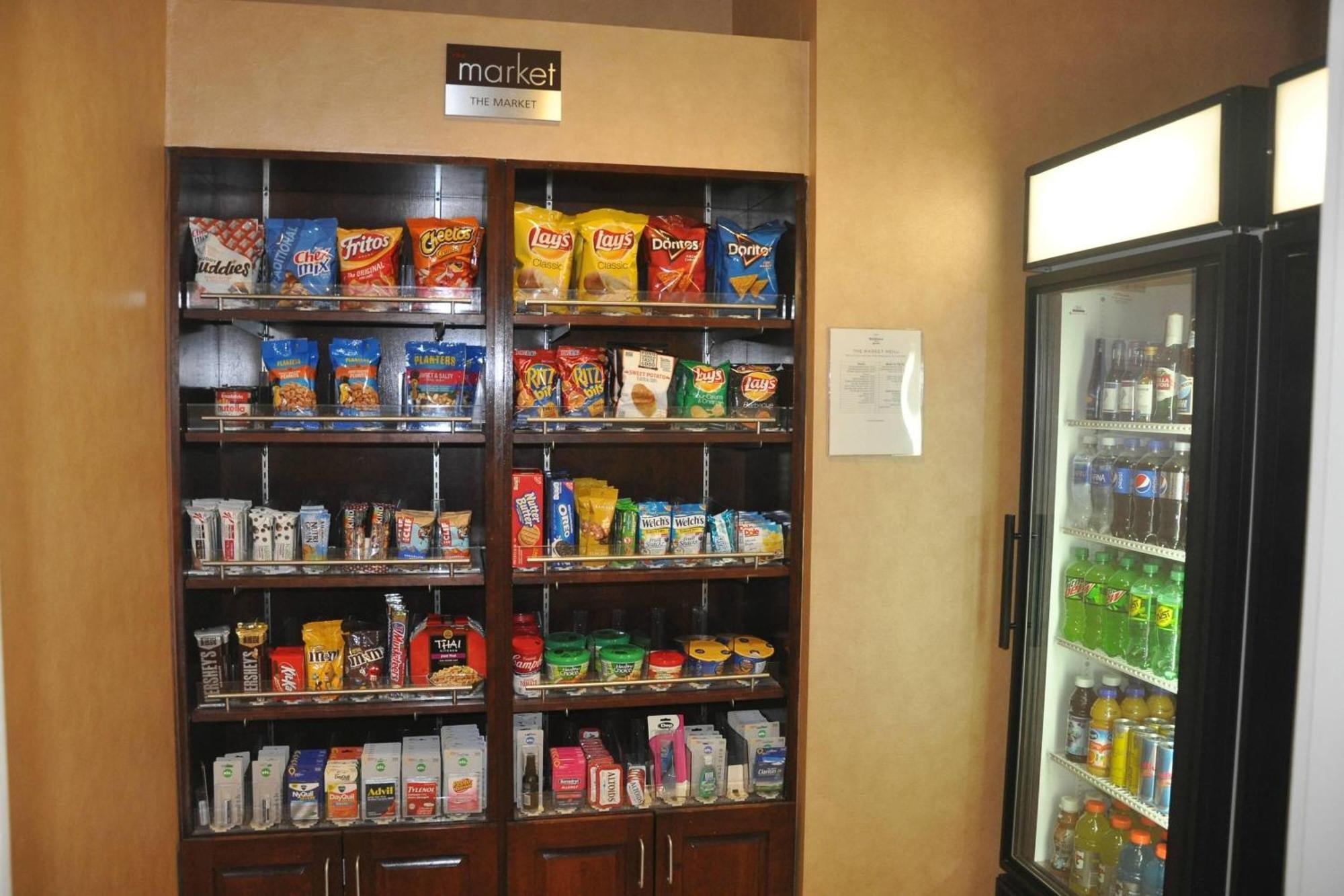 Residence Inn By Marriott Wichita East At Plazzio Екстер'єр фото
