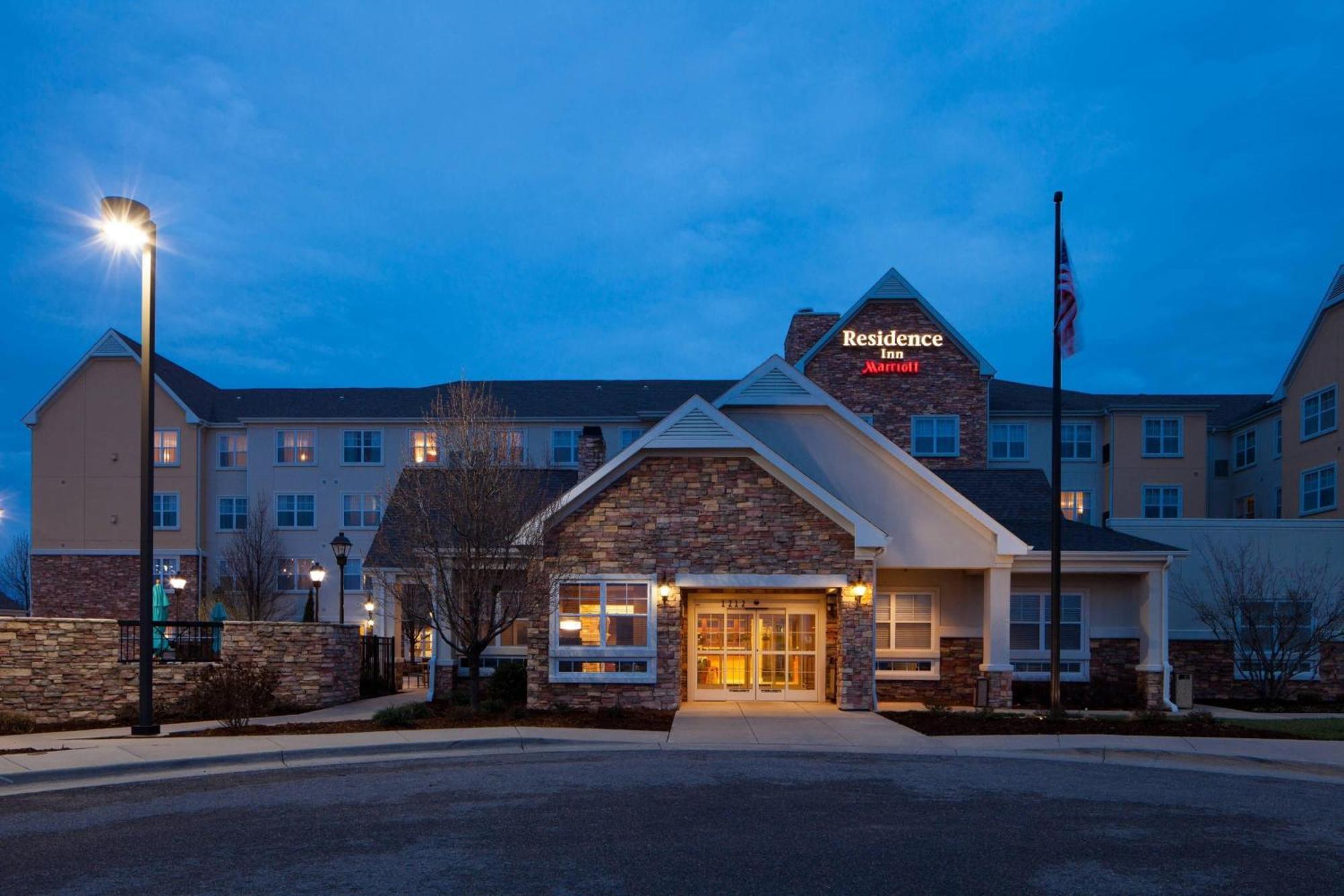 Residence Inn By Marriott Wichita East At Plazzio Екстер'єр фото